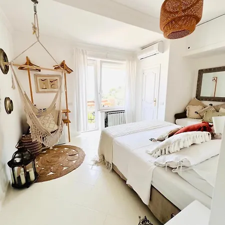 Casa Maddy 4* קאפרי