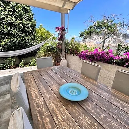 Bed & Breakfast Casa Maddy 4*